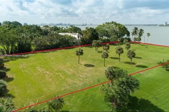 Want to Be Jeff Bezos’s Next Door Neighbor in Miami? You Now Can — For $200M